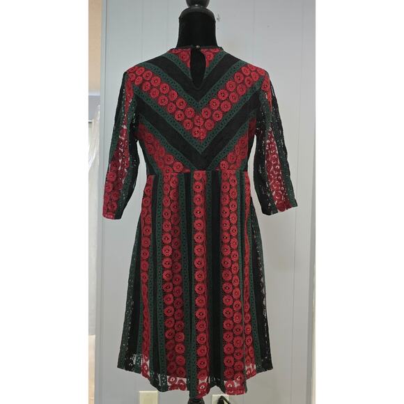 XHILARATION Mystic Red Black Crochet Lace Overlay Mini Dress Juniors Size Large - Picture 2 of 13